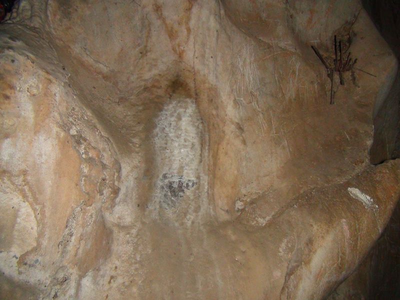 Lộ tích đá cẩm thạch, nguồn gốc tên gọi tiếng Pháp (Les Montagnes Marble) hay tiếng Anh (Marble Moutaines) của Ngũ Hành Sơn.